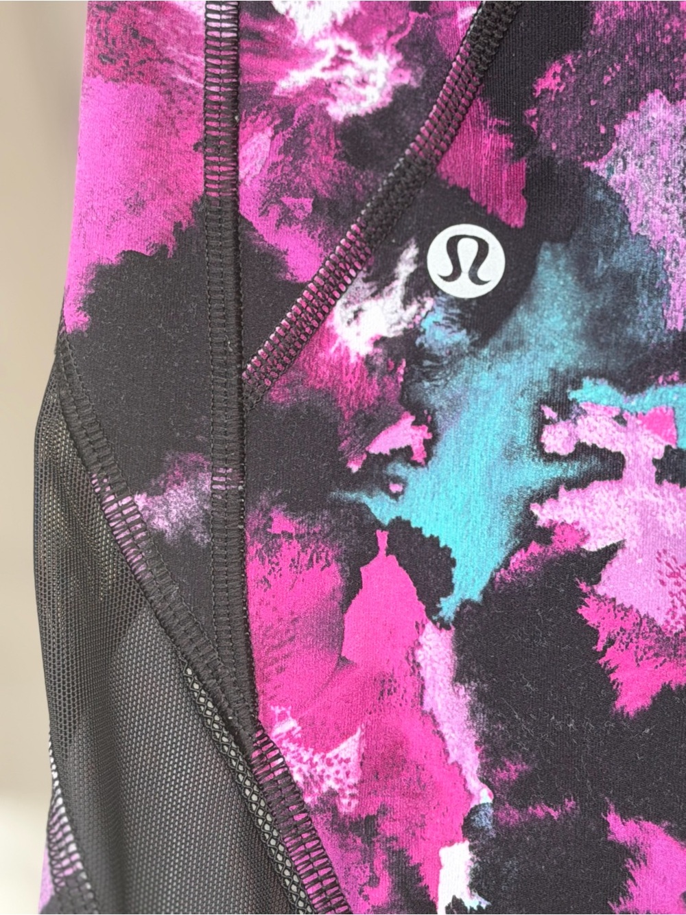 lululemon athletica wBlack, Purple, Teal Abstract-Print Perform Leggings- pocket - Picture 2 of 11